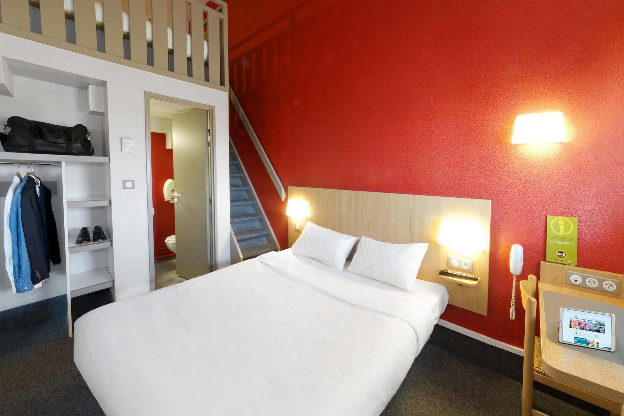 B&B Hotel Laval Change エクステリア 写真
