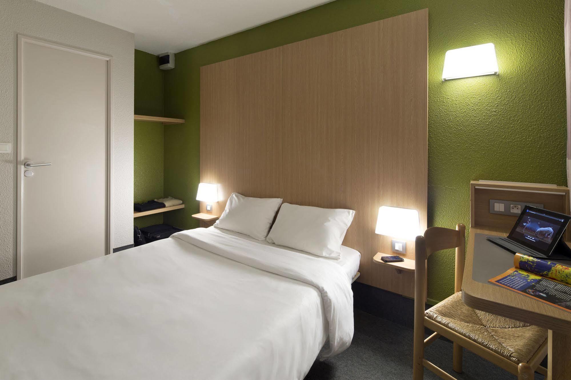 B&B Hotel Laval Change エクステリア 写真