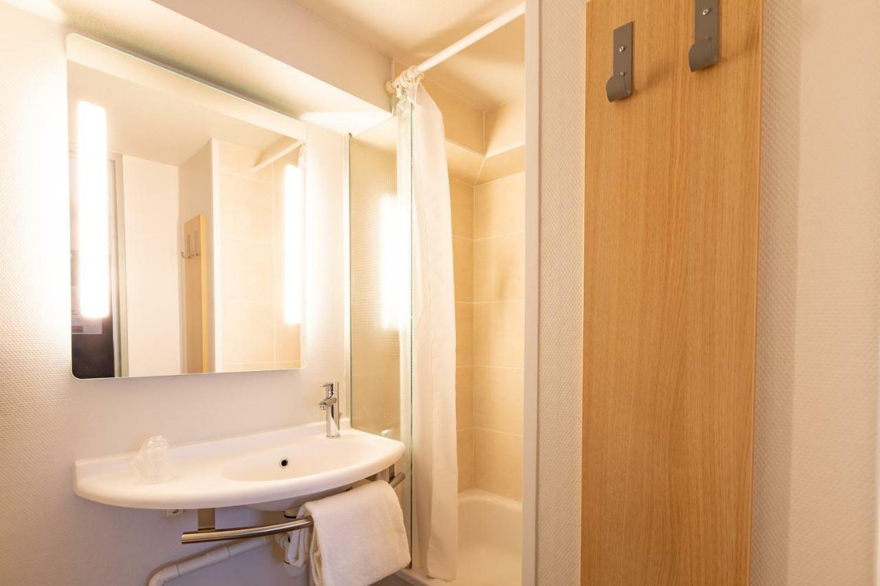 B&B Hotel Laval Change エクステリア 写真